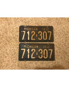 ***Sorry SOld*** Vintage Matching Set of 1932 Michigan License Plate's 712-307