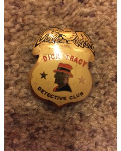 Vintage ORIGINAL Vintage Dick Tracy Detective Club Toy Premium Metal Badge/Pinback Radio Premium